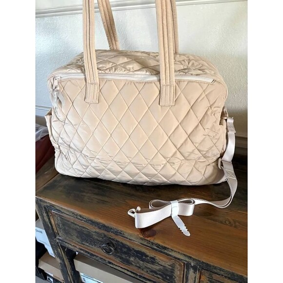 Vera Bradley Grand Traveler Carry-on Travel Luggage Caramel Cream- NWT - Picture 3 of 7